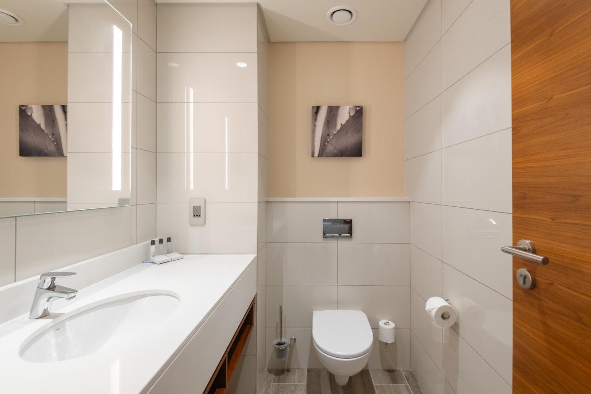 Hilton Garden Inn 빈트후크 외부 사진